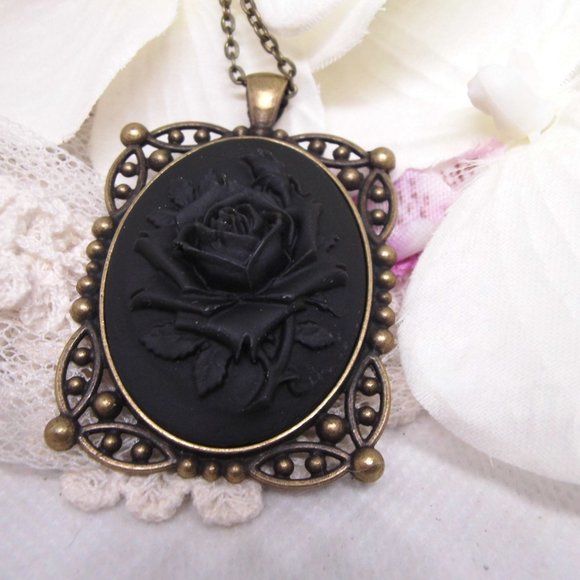 Victorian Black Rose Cameo Bronze Necklace Antique - Picture 2 of 8